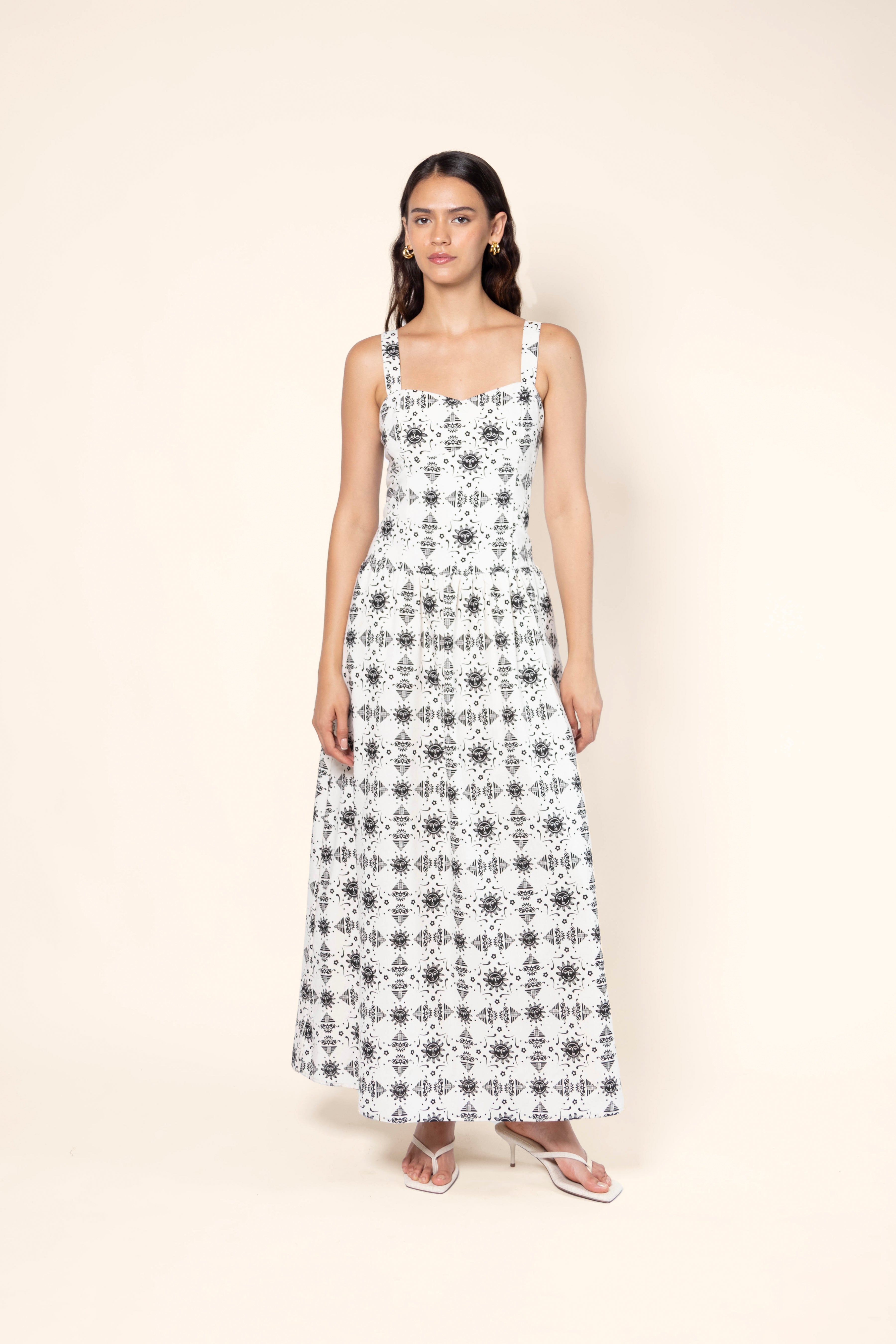 ANCESTRA LINEN MAXI DRESS